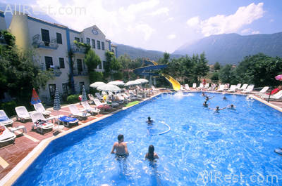 Yel Holiday Resort 5